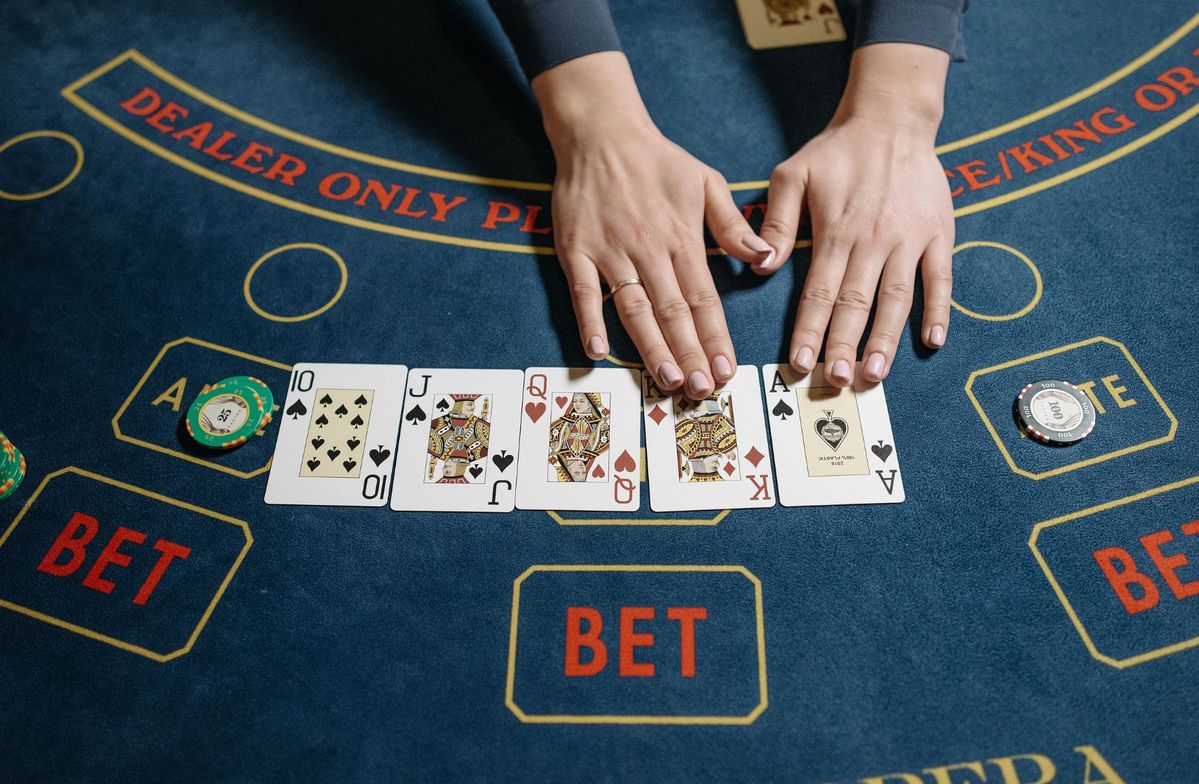 777 Royal Wheel Live Casino